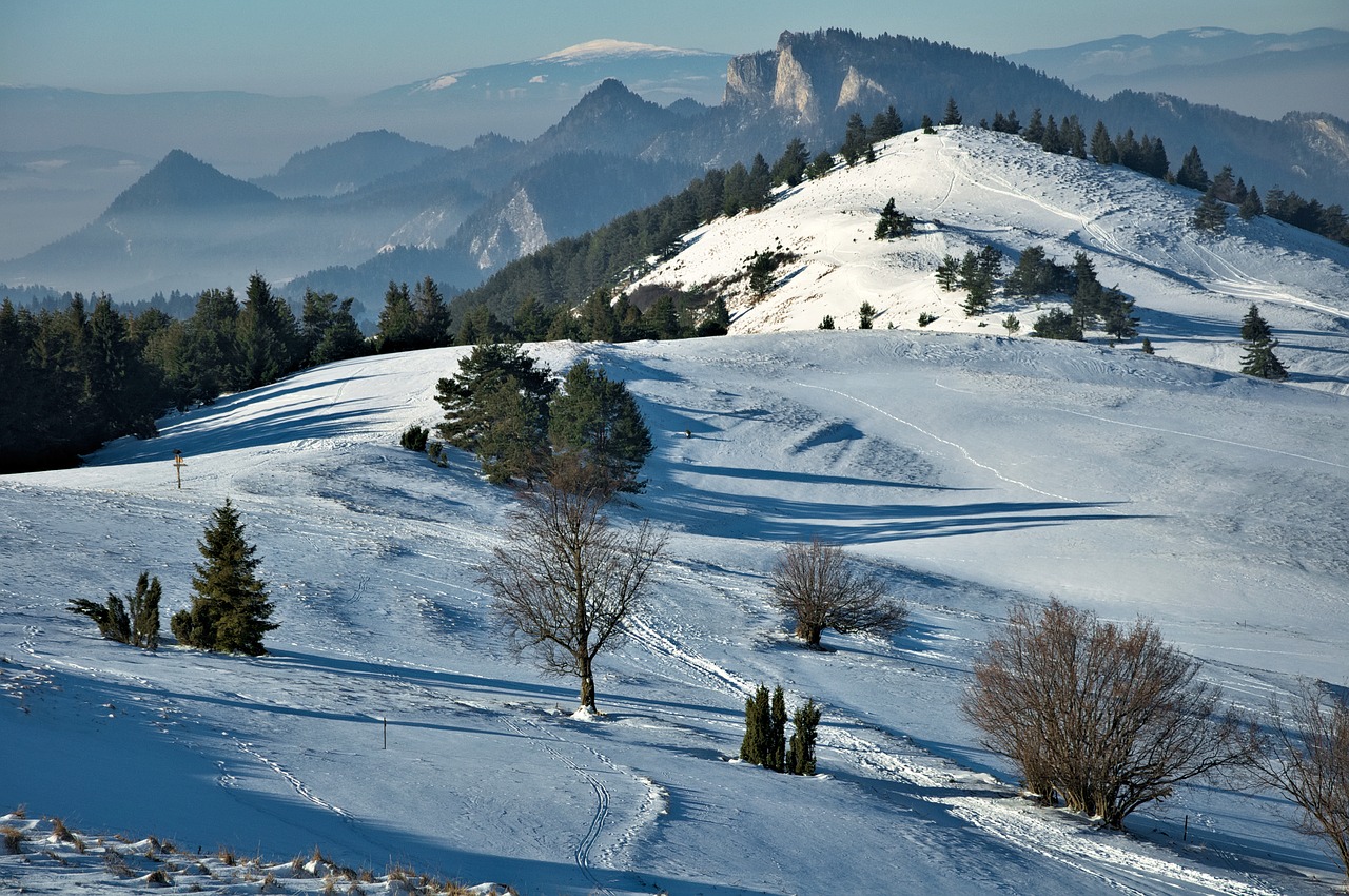 Turystyka zimowa w Pieninach.